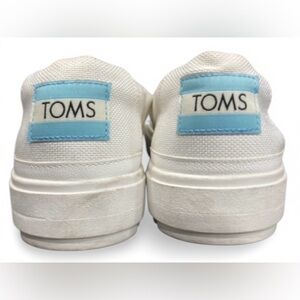 TOMS Women’s Slip-On Shoes Sz 8 White Canvas Leopard Print Insoles Casual Flats